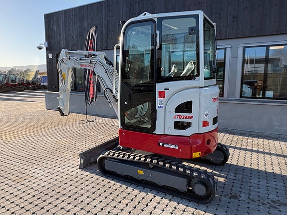 Takeuchi TB325R, korthekk, 4år/4000t garanti 3 of 5