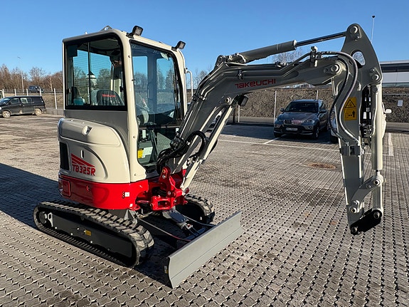 Takeuchi TB325R, korthekk, 4år/4000t garanti 7 of 10