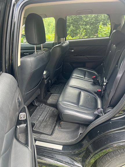 Mitsubishi Outlander 13 of 13