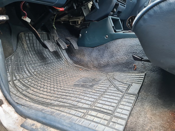 Mitsubishi L200 8 of 30