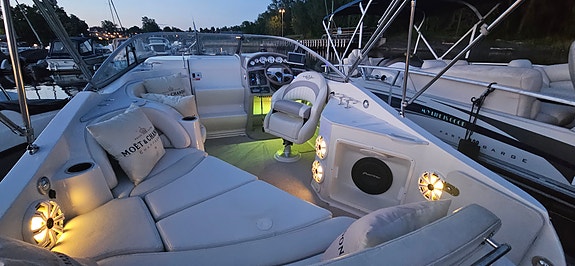 Nydelig-Romslig-Cabincruiser-UKE/DAG leie-Nyt Godværet på Sjøen 25 of 30