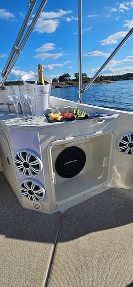 Nydelig-Romslig-Cabincruiser-UKE/DAG leie-Nyt Godværet på Sjøen 14 of 30