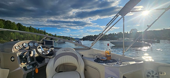 Nydelig-Romslig-Cabincruiser-UKE/DAG leie-Nyt Godværet på Sjøen 16 of 30