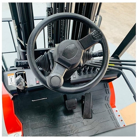 EP EFL183 - BESTSELGER - PÅ LAGER! Elektrisk truck med 1800 KG kapasitet, tak og frontvindu, lithium batteri, løfte høyde 4800 MM (med fri løft). FRI FRAKT I HELE NORGE! 9 of 12
