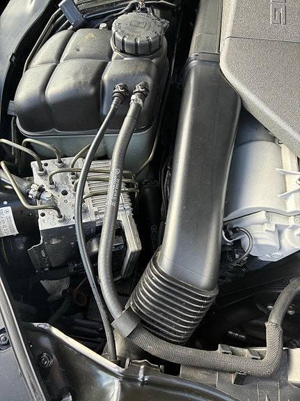Mercedes-Benz SL63 21 of 26