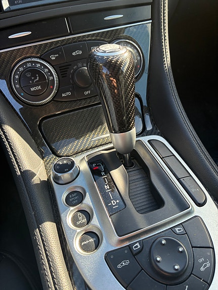 Mercedes-Benz SL63 24 of 26