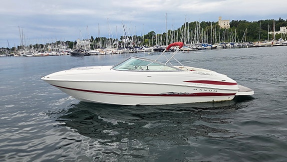 Maxum 2400 SC Day cruiser, motor gått 375 timer - 1 eier Mulighet for båtplass. 2 of 15