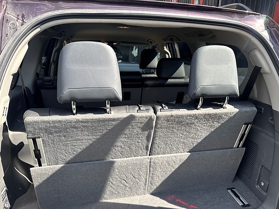 Toyota Land Cruiser 6 of 29