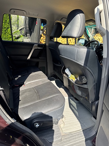 Toyota Land Cruiser 16 of 29