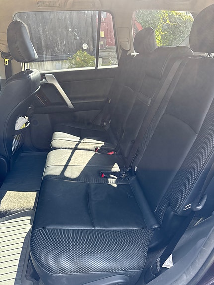 Toyota Land Cruiser 9 of 29