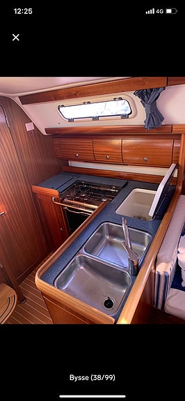 Pen og velholdt Bavaria 36 Cruiser AC 25 of 30