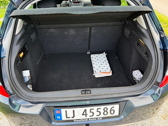 Citroen C4 5 of 6
