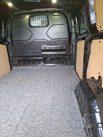 Ford Transit Custom 290L 19 of 30