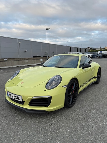 Porsche 911 9 of 30