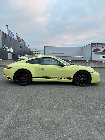 Porsche 911 29 of 30