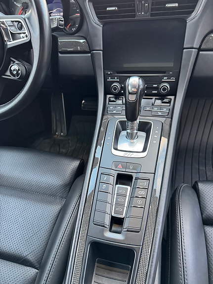 Porsche 911 12 of 30