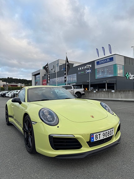 Porsche 911 3 of 30