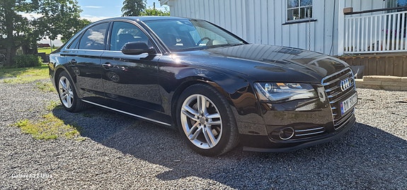 Audi A8 3 of 5