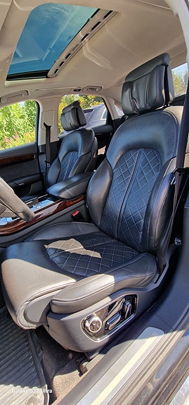 Audi A8 7 of 9