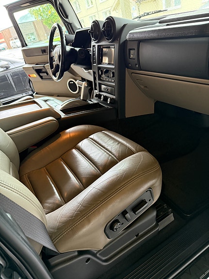 Hummer H2 12 of 25