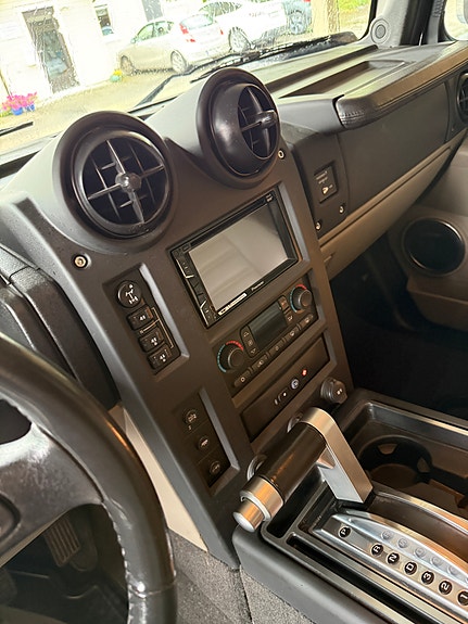 Hummer H2 18 of 25