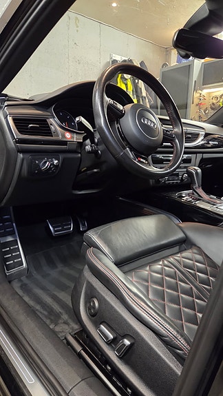 Audi A6 22 of 27