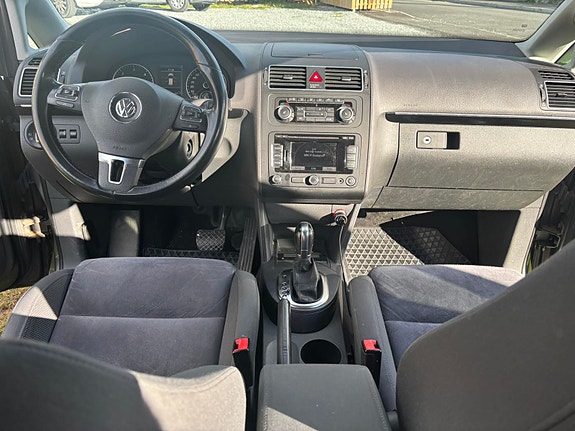 Volkswagen Touran 8 of 9