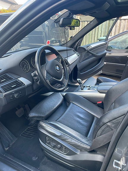 BMW X5 8 of 24