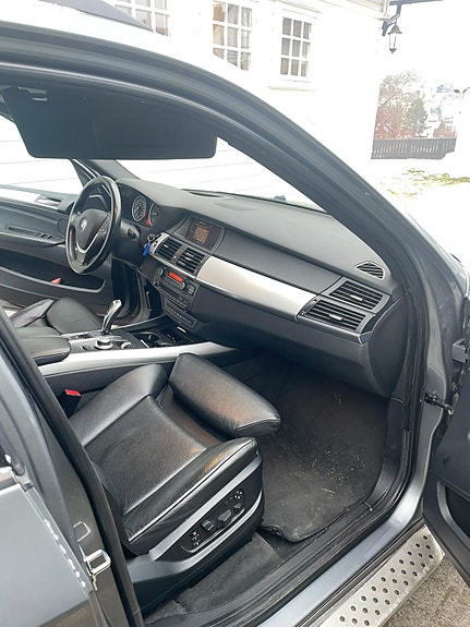 BMW X5 11 of 24
