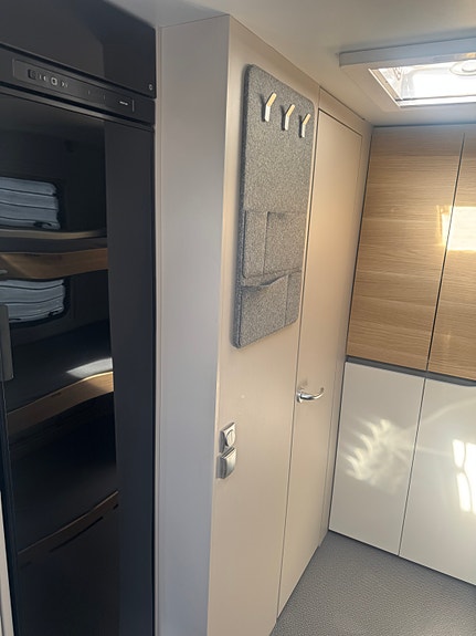 Adria Adora 573 PT 11 of 14