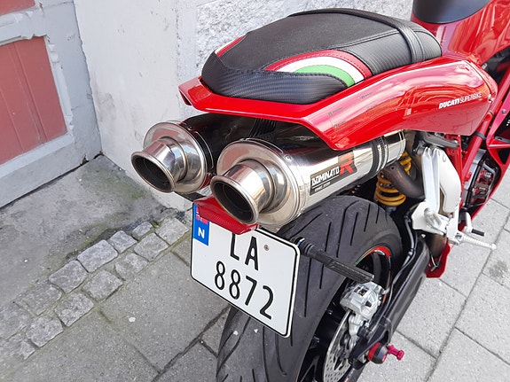 Ducati 749S 5 of 10