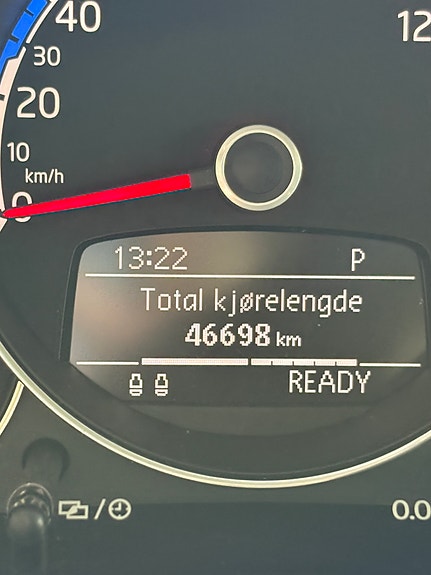 Volkswagen UP! 3 of 28