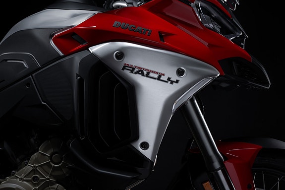 Ducati Multistrada V4 Rally 7 of 13