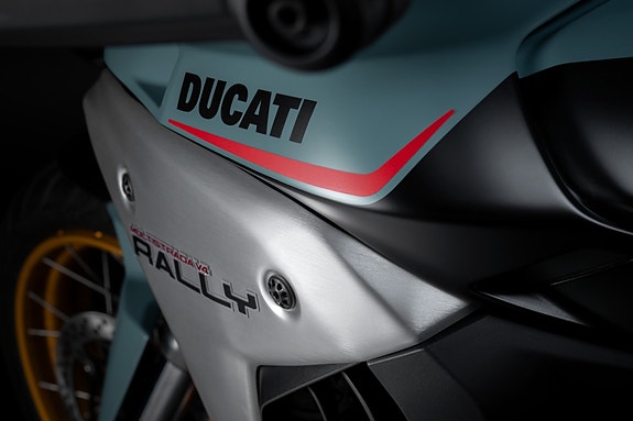 Ducati Multistrada V4 Rally 11 of 13