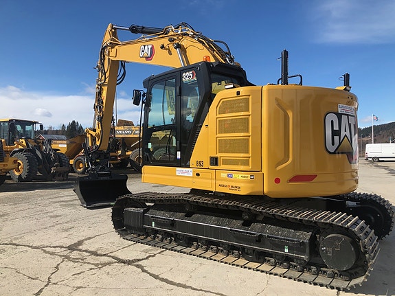 Cat 325 3 of 6