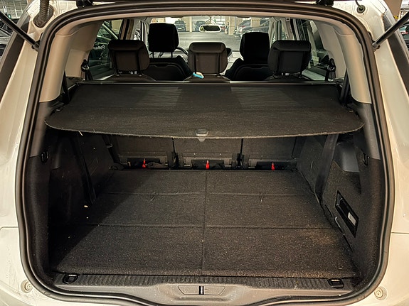Citroen Grand C4 Picasso 24 of 25