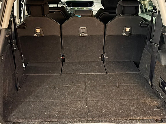 Citroen Grand C4 Picasso 16 of 25
