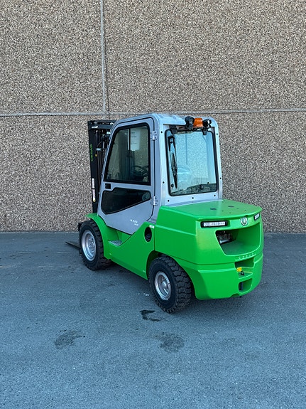 Cesab 3,5T dieseltruck 8 of 14