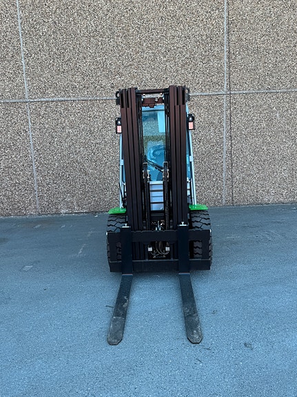 Cesab 3,5T dieseltruck 3 of 14
