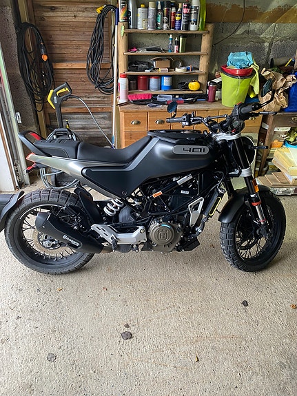 Husqvarna Svartpilen 401 5 of 11
