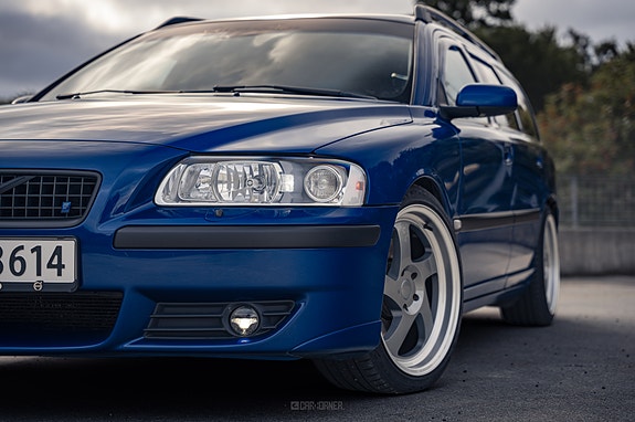Volvo V70 9 of 30