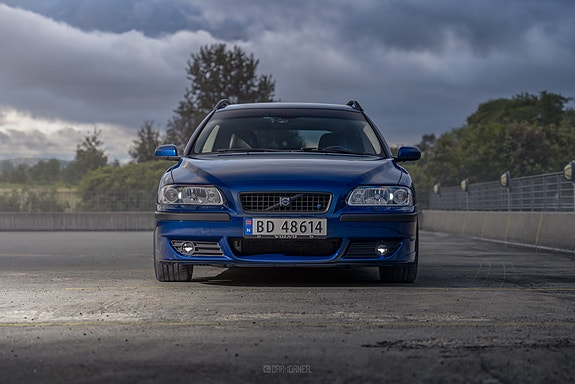 Volvo V70 8 of 30