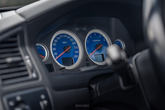 Volvo V70 14 of 30