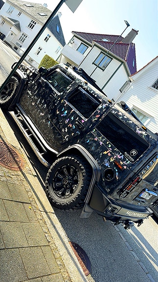 Hummer H2 11 of 13