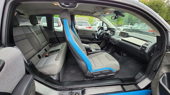 BMW i3 12 of 28