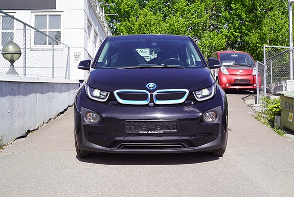 BMW i3 2 of 28