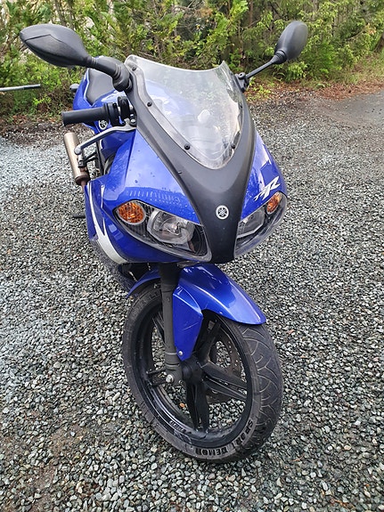 Yamaha TZR 4 of 5