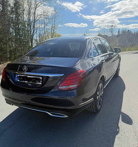 Mercedes-Benz C-Klasse 3 of 5