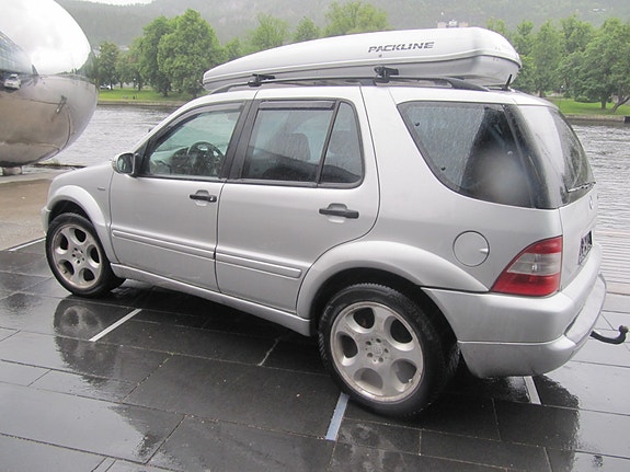 Mercedes-Benz M-Klasse 3 of 30