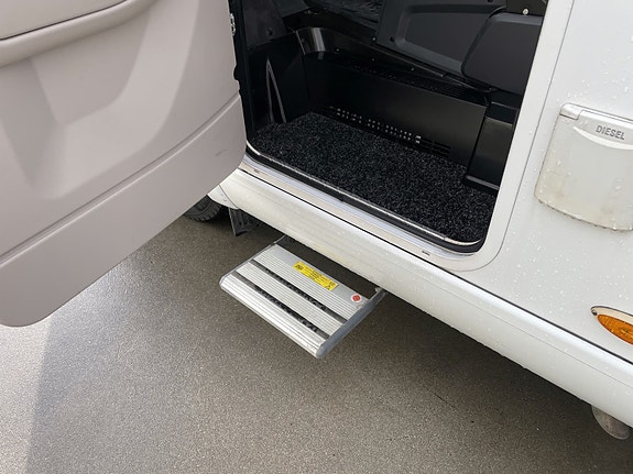 Hymer Premium Line B708 3 of 30